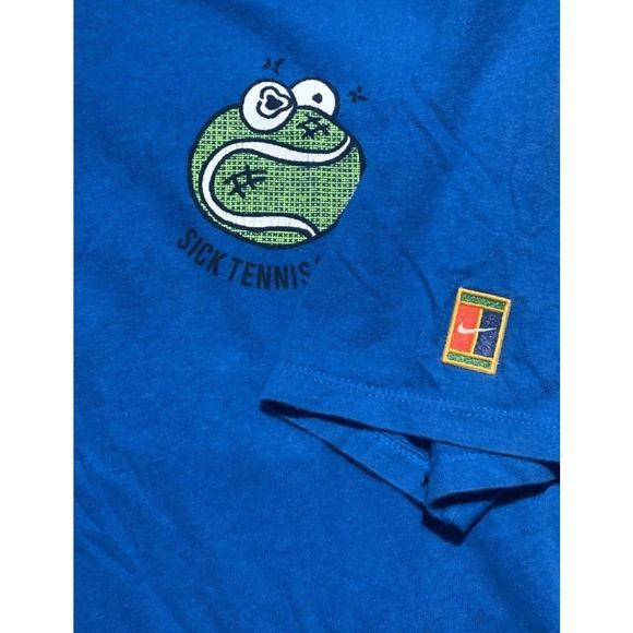 📦 NEW Men's Small NIKE Court Sick Tennis Club T-Shirt Tee Shirt Blue 924003-486 - Picture 5 of 5
